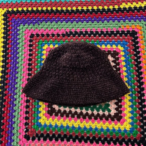 Vintage Y2K 90s Chenille Knit Fuzzy Soft Chocolate Bucket Hat Millenium … main image 10